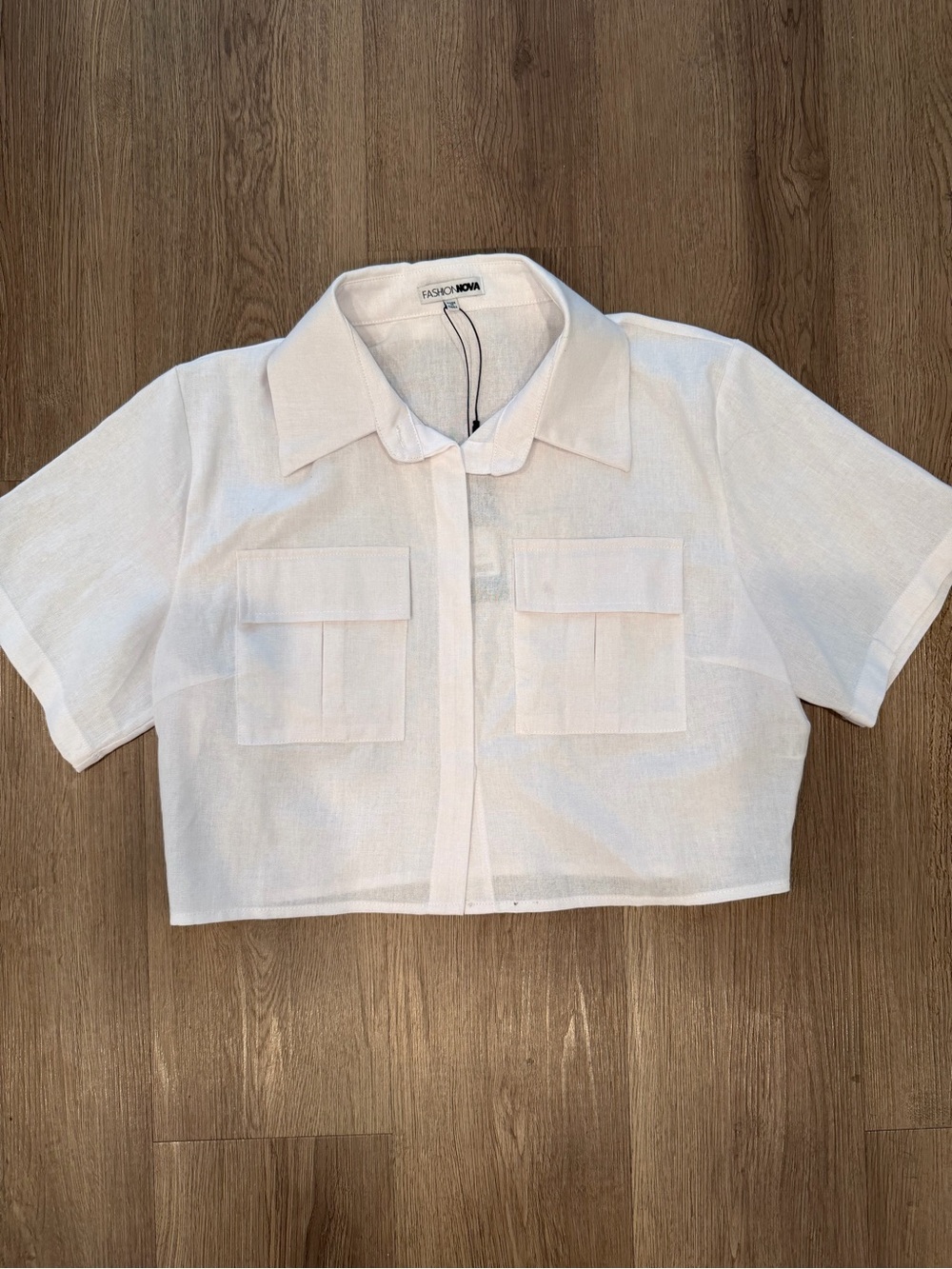 Fashion Nova White Cropped Button-Down Pocket Shirt